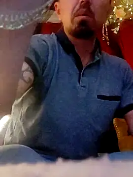 HungJonny99 online show from March 2025 11:42:01 PM