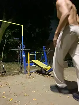 Snapshot of dantedesirexx chatting on December 2024 04:01:02 AM dantedesirexx online show from December 2024 04:01:02 AM