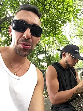 dantedesirexx online show from February 2026 06:41:02 PM