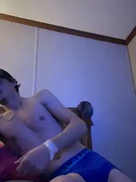 Snapshot of devinshd chatting on January 2025 08:07:02 AM devinshd online show from January 2025 08:07:02 AM