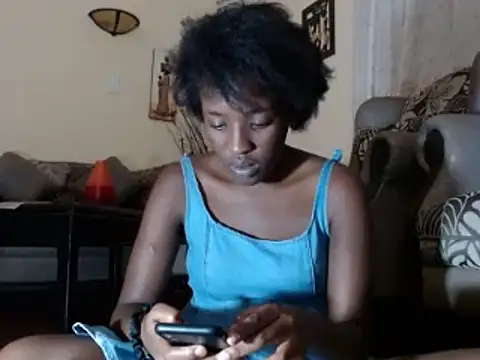 Snapshot of SexyRed18 chatting on February 2025 07:52:01 PM SexyRed18 online show from February 2025 07:52:01 PM