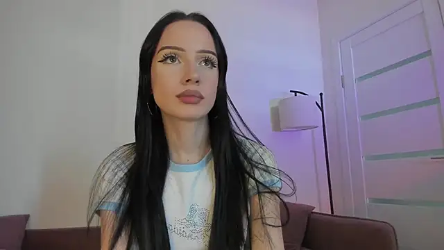Snapshot of flora_off chatting on June 2026 10:53:01 AM flora off online show from June 2026 10:53:01 AM