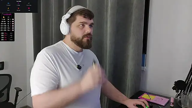 Snapshot of KingMarti chatting on December 2025 12:09:01 PM KingMarti online show from December 2025 12:09:01 PM