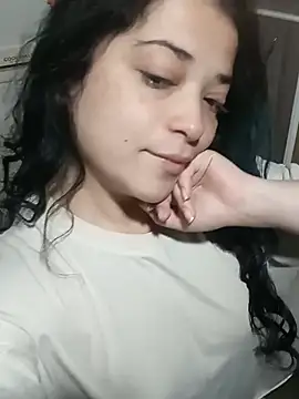 Elvishcassie  online show from May 2026 11:28:02 AM