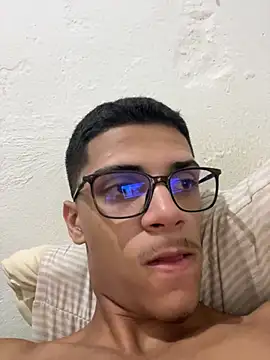 Snapshot of Naka300 chatting on February 2025 02:46:01 AM Naka300 online show from February 2025 02:46:01 AM