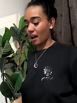 evafoxs online show from September 2025 01:18:01 AM