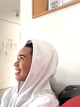 evafoxs online show from December 2025 07:19:02 PM