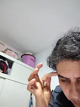 siri duque online show from February 2025 10:55:01 PM