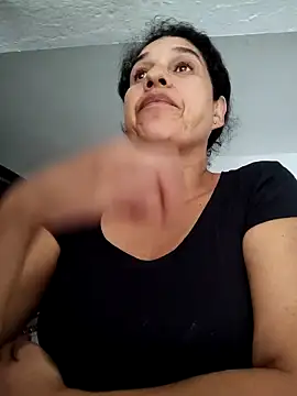 siri duque online show from February 2025 06:59:01 PM