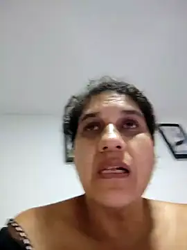 siri duque online show from February 2025 09:37:01 PM