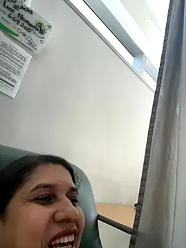 siri duque online show from September 2025 12:37:01 PM