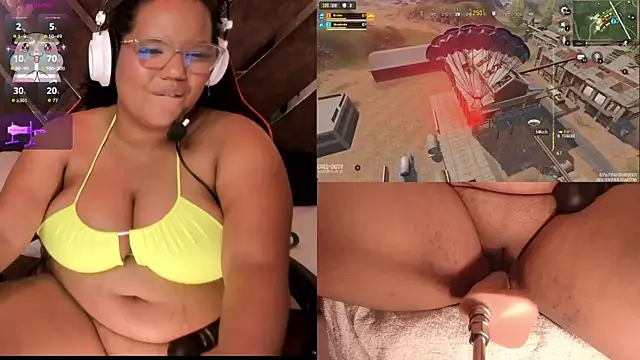 MhiaRey online show from October 2025 02:07:01 PM