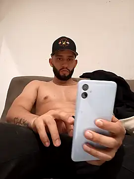 maxXximo777 online show from December 2024 05:18:02 AM