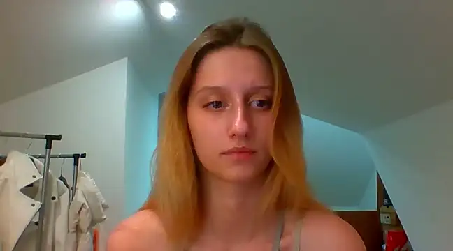 LUNA delight online show from December 2024 05:48:02 PM