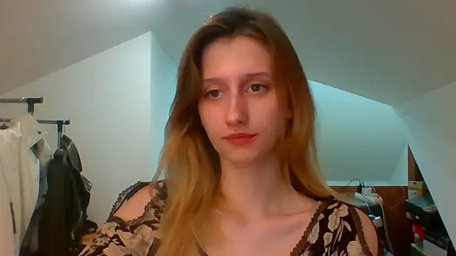 LUNA delight online show from January 2025 05:53:01 PM