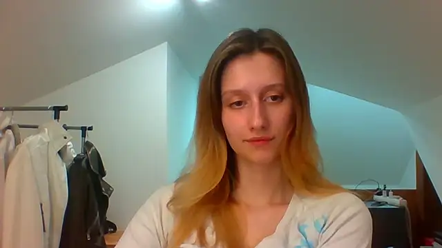 LUNA delight online show from March 2025 06:22:01 PM