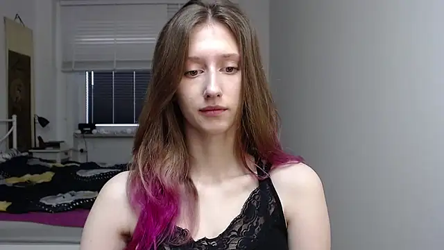 LUNA delight online show from November 2025 06:36:02 AM