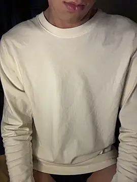 ADilil online show from March 2026 11:00:02 PM