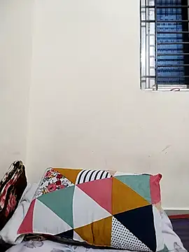 Cool  girl online show from February 2025 05:15:01 PM