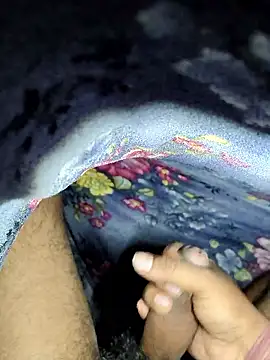 Kolkataboiy online show from November 2025 10:45:02 PM