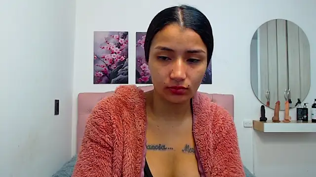 Snapshot of conni_f00x chatting on December 2025 12:47:01 PM conni f00x online show from December 2025 12:47:01 PM