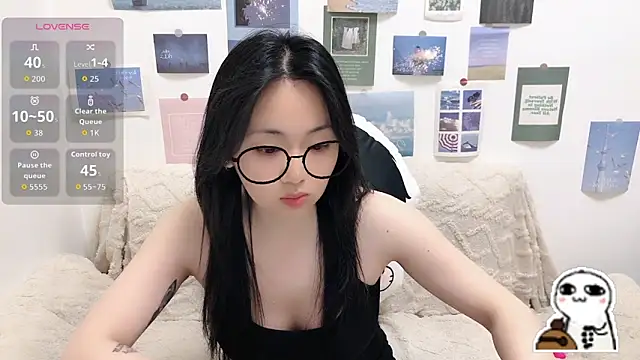 LiLiYbaby online show from March 2026 06:19:01 AM