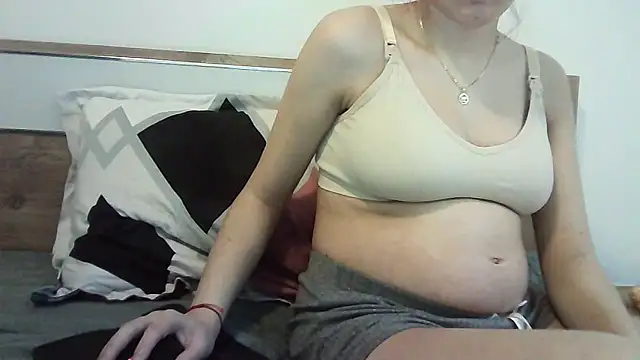 Ahotkittyxxx online show from October 2025 07:03:02 AM