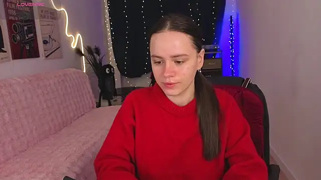 Emillias online show from February 2026 08:07:02 AM