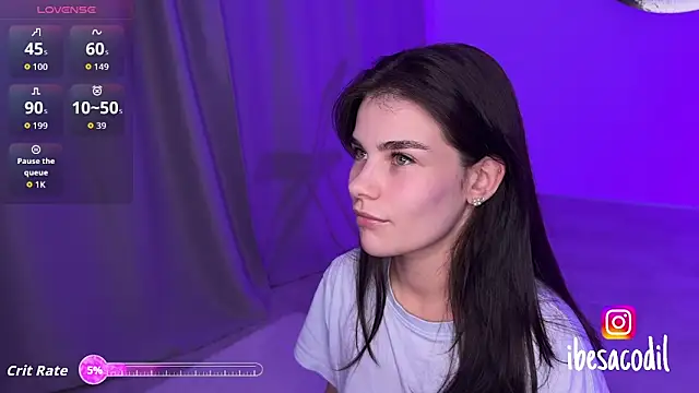 Snapshot of adriana_allien chatting on November 2025 09:11:01 PM adriana allien online show from November 2025 09:11:01 PM