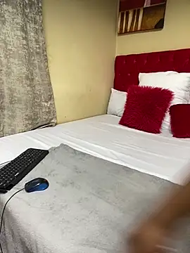 Snapshot of BeautyAuroa chatting on March 2025 05:56:01 PM BeautyAuroa online show from March 2025 05:56:01 PM