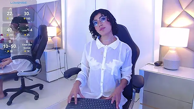 Snapshot of LeeThompson_ chatting on January 2025 11:56:02 AM LeeThompson  online show from January 2025 11:56:02 AM