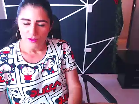 LUCY LI online show from March 2025 06:22:02 PM