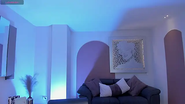 Snapshot of MaddisonLowe chatting on February 2026 08:26:02 PM MaddisonLowe online show from February 2026 08:26:02 PM