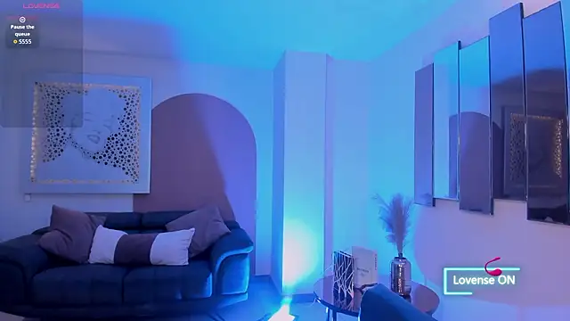 Snapshot of MaddisonLowe chatting on February 2026 10:50:01 PM MaddisonLowe online show from February 2026 10:50:01 PM