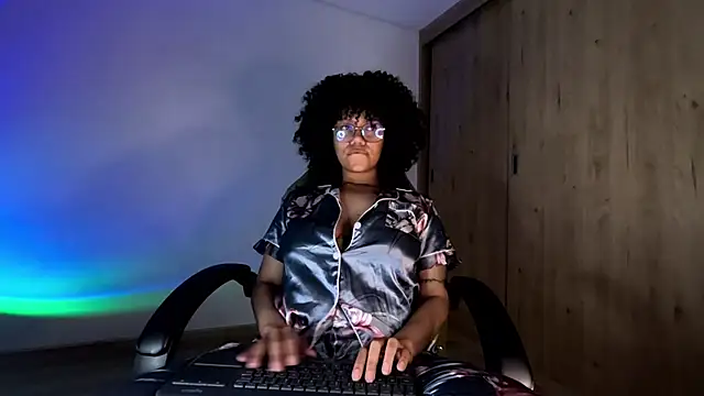 Ale xandra online show from July 2026 02:00:02 AM