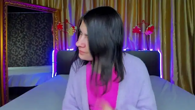  Polly Love  online show from November 2025 07:20:02 AM