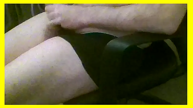 Snapshot of AshWinter chatting on March 2025 10:11:01 PM AshWinter online show from March 2025 10:11:01 PM