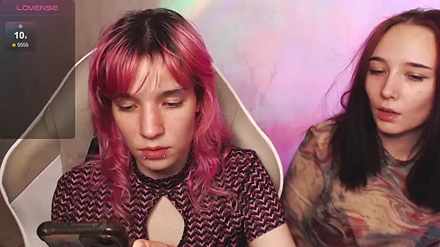 Snapshot of Robin_yourss chatting on November 2025 02:42:02 PM Robin yourss online show from November 2025 02:42:02 PM