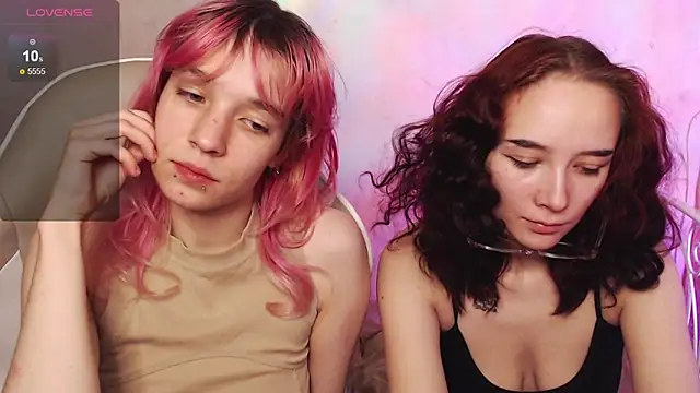 Snapshot of Robin_yourss chatting on December 2025 12:10:01 PM Robin yourss online show from December 2025 12:10:01 PM