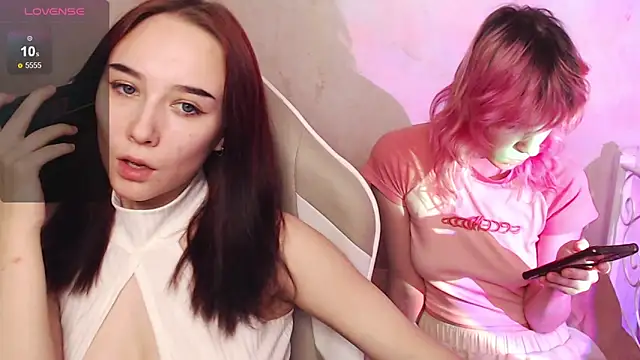 Snapshot of Robin_yourss chatting on December 2025 12:33:02 PM Robin yourss online show from December 2025 12:33:02 PM