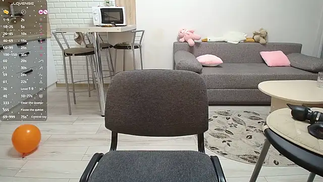 Snapshot of sweet_girl_Vr chatting on November 2025 04:23:02 AM sweet girl Vr online show from November 2025 04:23:02 AM