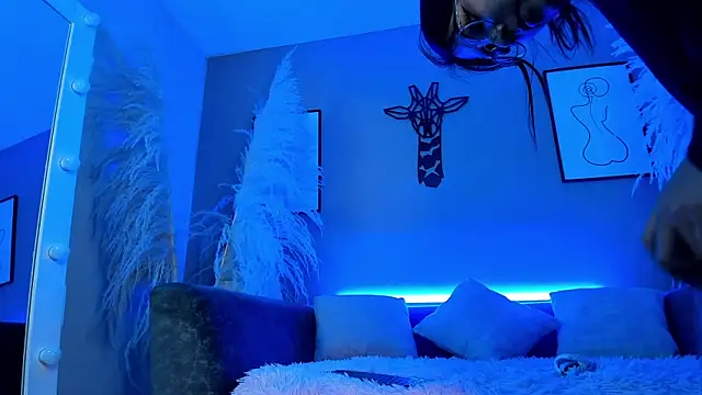 Megan mooree  online show from January 2025 12:52:01 PM