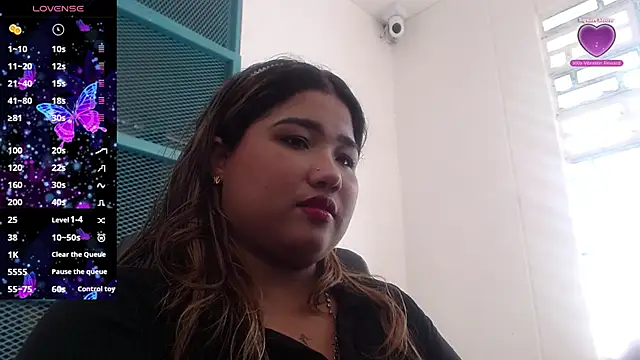 Gabycutee online show from October 2025 09:11:01 PM