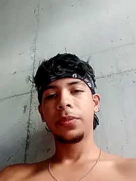 Elputas online show from November 2025 04:39:02 PM