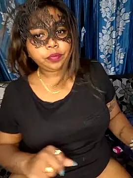 Snapshot of IndieSM chatting on February 2025 07:21:01 PM IndieSM online show from February 2025 07:21:01 PM