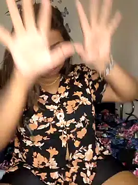 Snapshot of IndieSM chatting on March 2025 07:18:01 PM IndieSM online show from March 2025 07:18:01 PM