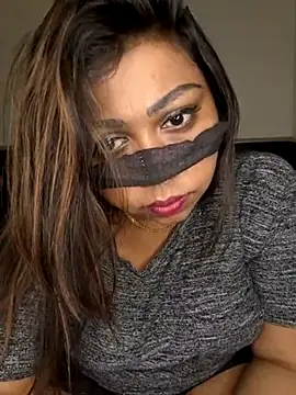 Snapshot of IndieSM chatting on March 2025 07:38:02 PM IndieSM online show from March 2025 07:38:02 PM