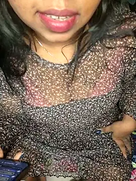 Snapshot of IndieSM chatting on October 2025 07:25:02 PM IndieSM online show from October 2025 07:25:02 PM