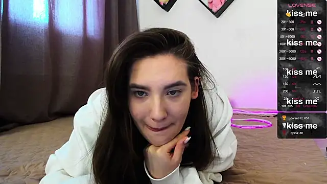 Holly Molii online show from February 2025 07:16:01 AM