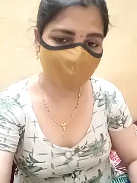 Snapshot of yourtamilcouple chatting on March 2025 03:04:01 PM yourtamilcouple online show from March 2025 03:04:01 PM